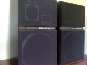 Tamon speakers